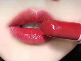 MAC魅可传奇水漾子弹头口红502#翻糖草莓