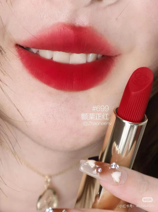 ¥299/2支🇺🇸雅诗兰黛口红699#带盒#699颤栗正红 是超超超显白的蓝调正红色！橄榄皮赶紧冲！浓郁又复古非常高级！ 商品图2