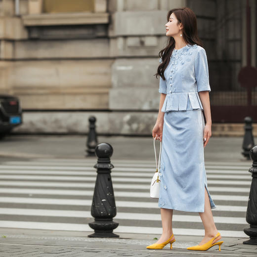 【林栖设计小店】真丝丝绒半身裙手工钉花2025秋季新款长裙女1953053 商品图5