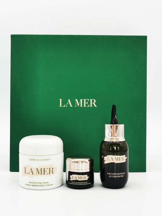 海蓝之谜520浪漫限定礼盒A款（精华50ml+绿眼霜15ml+经典面霜100ml） 商品图0