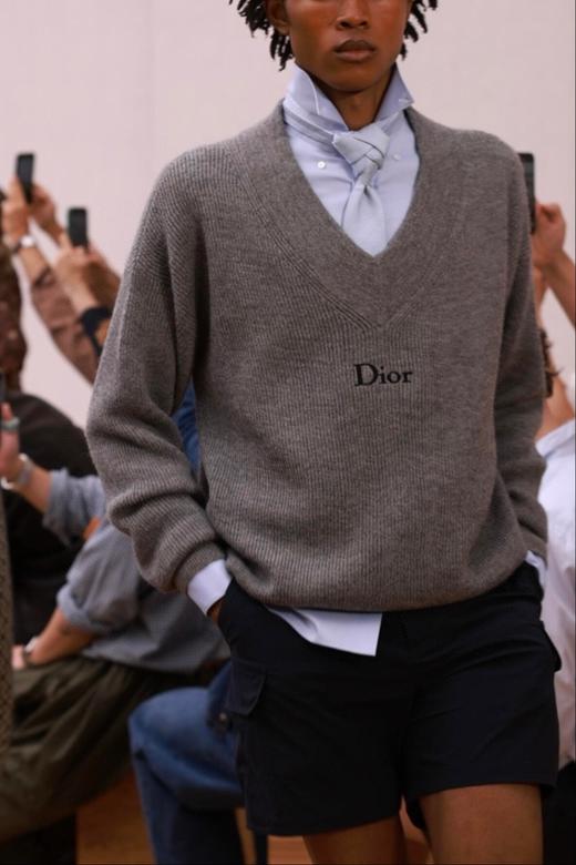 男款羊毛V领针织衫毛衣010 商品图3