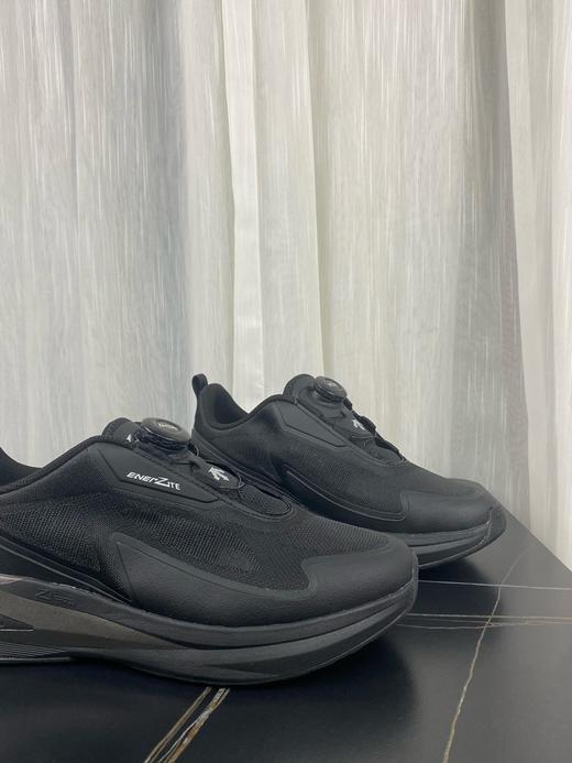 点此购买 迪桑特BOA旋钮系列LAVITATE WIRE 3.0缓震男女款户外休闲徒步鞋 98 329043 商品图14