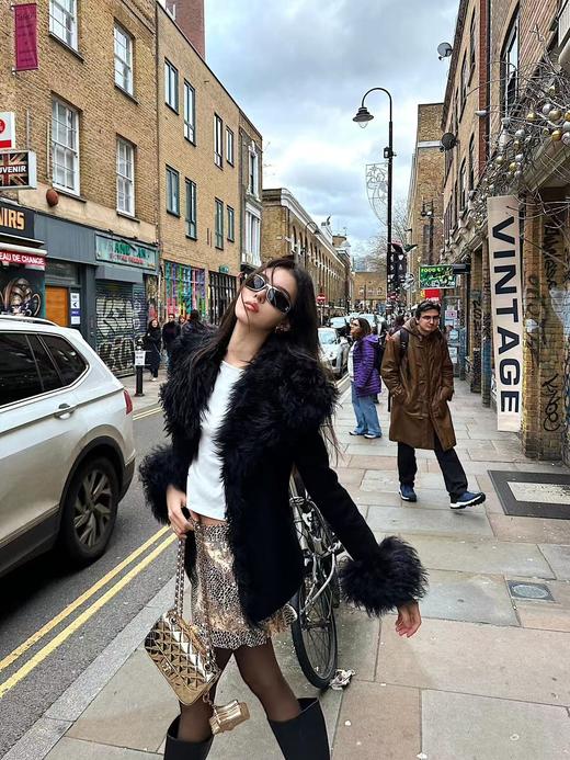 TB15-CHANEL香奈儿 镜腿标识 尼龙 不规则形 太阳眼镜 男女同款情侣款 黑色墨镜（JH）8.31直播款 商品图5