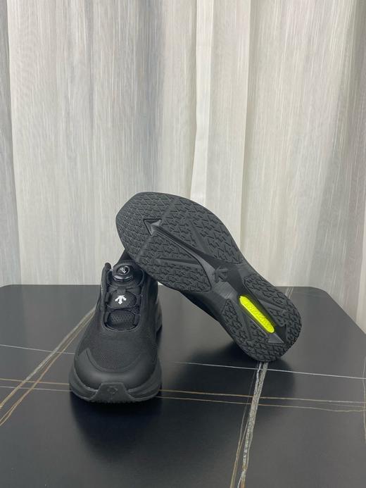 点此购买 迪桑特BOA旋钮系列LAVITATE WIRE 3.0缓震男女款户外休闲徒步鞋 98 329043 商品图11