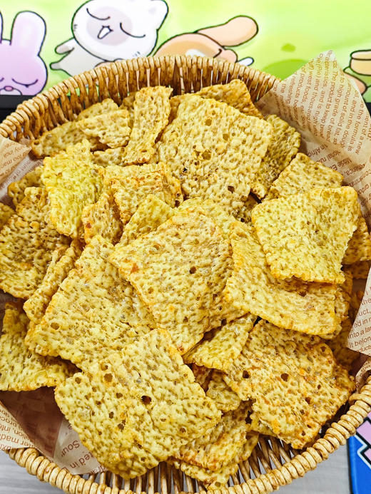 量大美味还实惠💰29.9秒杀9大袋【超火的香酥食者聪 苦荞片】🥳香酥松脆掉渣，比薯片还好吃😍口口嘎嘎脆越嚼越香😋😋 ✅精选优质苦荞麦，超浓郁苦荞香💯每一片都裹满了苦荞粉，金黄诱人✨ 商品图3