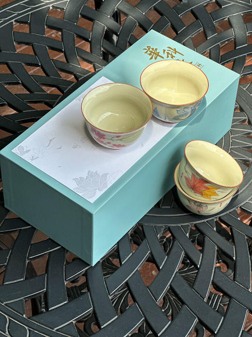 华科大四季花瓷器杯套装 商品图5