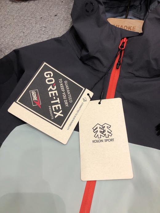 点此购买 可隆1992C-Knit男女款冲锋衣 LL 329198 商品图7