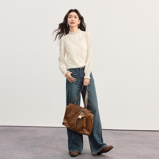 【09/03新品】熙世界半高领提花蕾丝打底衫女2025秋季新款独特别致内搭长袖上衣 商品图2