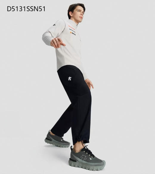 点此购买 迪桑特SKI STYLE系列男女款都市户外机能运动鞋 98 329171 商品图4