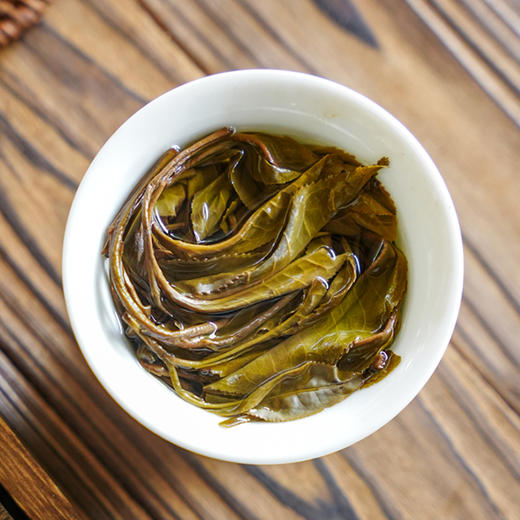 内部老友专属回馈！2023年普洱贡茶-困鹿山头春纯料；勐海干仓转化2年口感一级棒！前所未有机制低于收茶成本清仓分享！300g/箱 商品图3