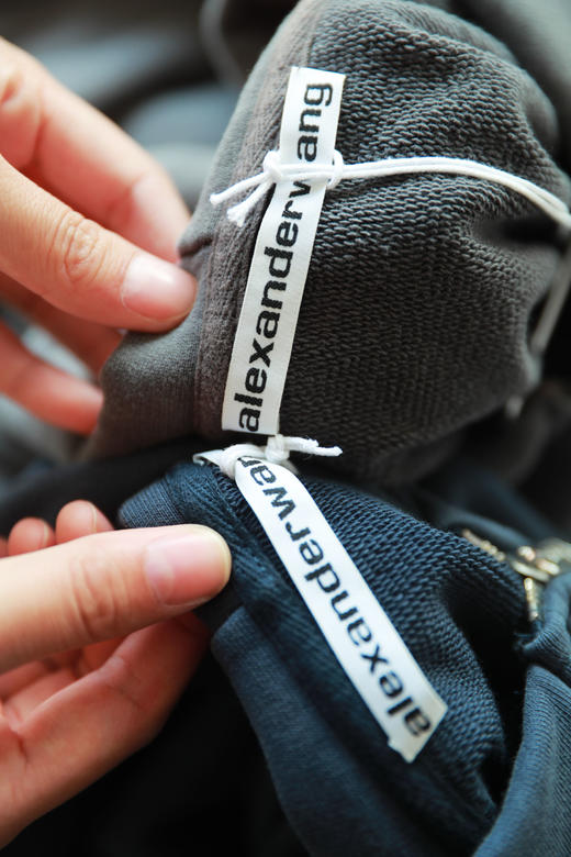 直接封神啊啊啊，背后大印花卫衣。字母拉链连帽宽松外套C090188 商品图1