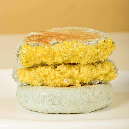 青稞黄米饼 | 60g*10个/袋 蓝青稞粉面皮 大黄米内馅 谷物清香 可蒸烤煎 云南特色粗粮早餐 商品图0