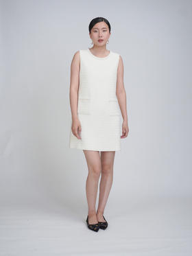 sz3s53_凝脂色_连衣裙_春秋_圆领无袖小香风粗花呢直筒 A 字短款_高级女装_BERNIEELEN 伯妮斯茵