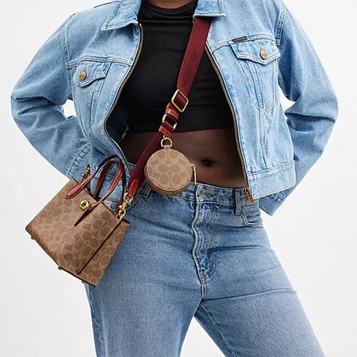 【礼盒礼袋】COACH/蔻驰女士经典标志WILLOW 18号托特包老花  一般贸易 商品图7