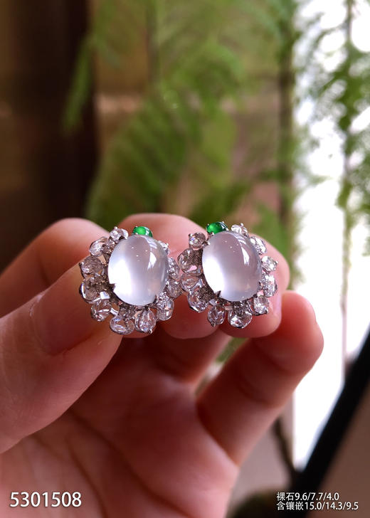 5301508，蛋面耳钉。具体价格微信咨询 商品图1