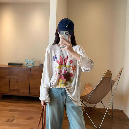 元气减龄！水彩小丑涂鸦轻薄柔软罩衫！宽松显瘦长袖T恤2025秋款！ 商品图1