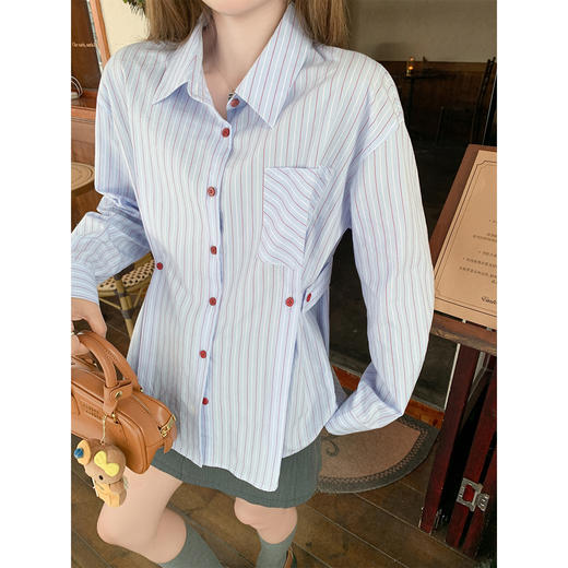 <曾小咸推荐>现货秒杀！微信超特价！蓝色竖条纹衬衫（可收腰 ） 日常189.99 立减80 秒杀109.99！ 商品图1