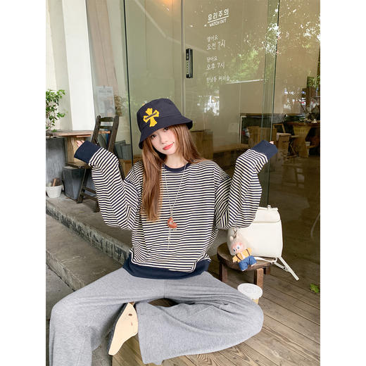 【149元任选2件】现货！慵懒百搭圆领条纹设计T恤卫衣 商品图4