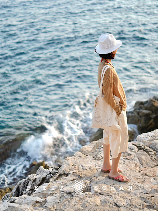 PETIT SCHAN小闪 CLO#860 Plain description 素写 棉混纺轻薄长袖T恤防晒衫 商品图1