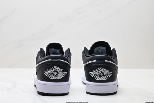 耐克乔丹Air Jordan 1 Low低帮休闲运动板鞋553560-030男女鞋 商品图5
