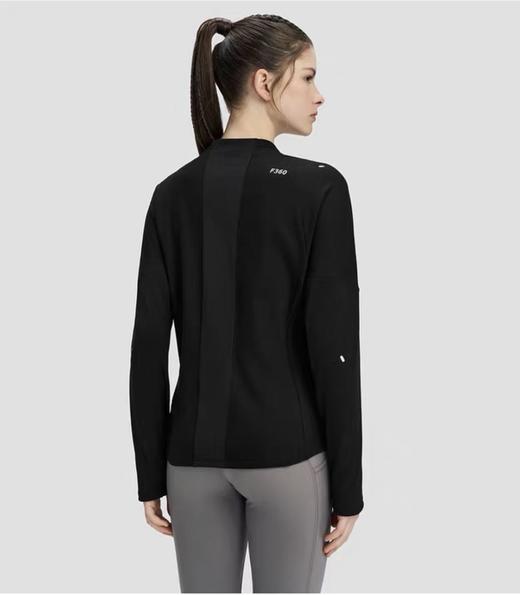 点此购买 迪桑特训练运动女士RunningF360半拉链长袖衫 bk 329142 商品图3
