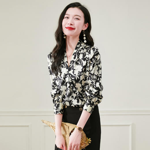 丁摩 春秋季套头V领显瘦优雅印花气质知性桑蚕丝长袖衬衫5ZF-3623 商品图3