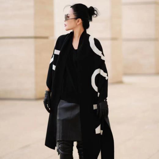 东黎 • 秀场同款 山羊绒女士秋冬百搭轻奢围巾披肩 3476 商品图0