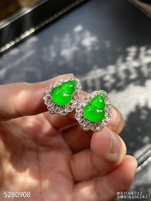 5280908，葫芦耳钉。具体价格微信咨询 商品图5