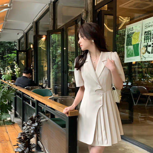 金蘑菇菇 伯克利的夏天/超细冰晶凉感特殊高奢西装裙 商品图2