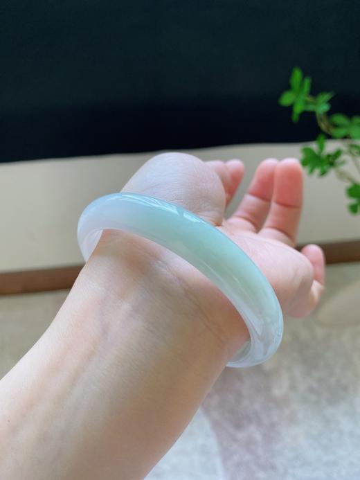 62正圈翡翠手镯 商品图5