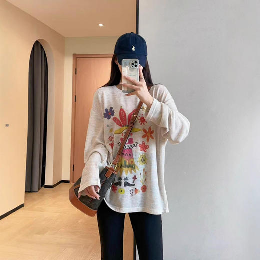 元气减龄！水彩小丑涂鸦轻薄柔软罩衫！宽松显瘦长袖T恤2025秋款！ 商品图0