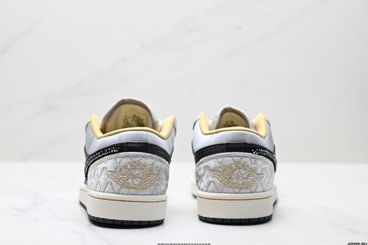 耐克乔丹Air Jordan 1 Low低帮休闲运动板鞋553560-030男女鞋 商品图5