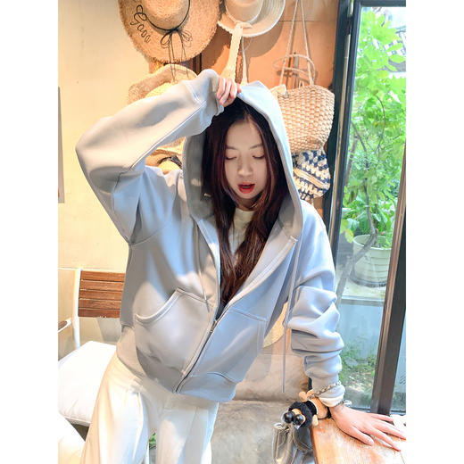 <曾小咸推荐>现货秒杀 ！微信超特价！韩系连帽卫衣外套 日常199.99 立减100 秒杀99.99！！ 商品图0