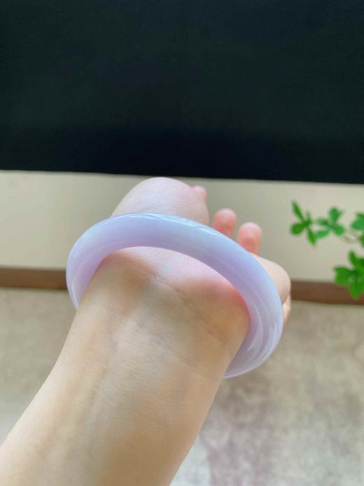 57圆条翡翠手镯 商品图4
