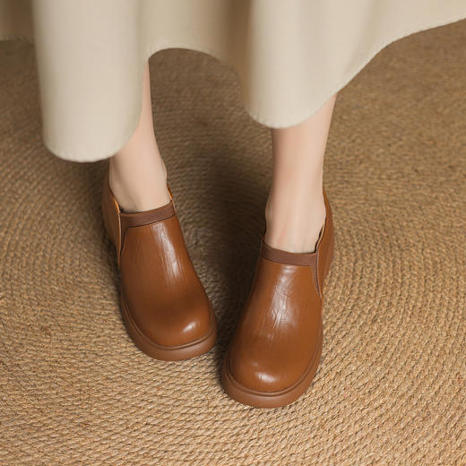 【预售5天】真皮厚底粗跟深口单鞋英伦风简约圆头高跟鞋女小皮鞋TYMXY&A1908 商品图4