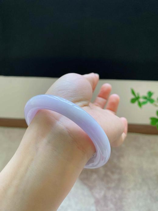 57圆条翡翠手镯 商品图6