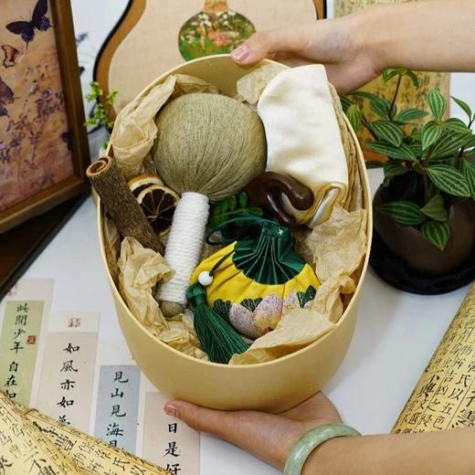 教师节献礼，兰序养生套盒 艾草锤+刺绣香包+真丝眼罩+檀木按摩梳+肉桂+柠檬片 养生+实用+仪式感三合一 心意直接拉满基地直邮 商品图2