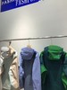 点此购买 始祖鸟Beta系列SL男女款拼接硬壳刺绣连帽防水防风透气冲锋衣 LL 329203 商品缩略图12