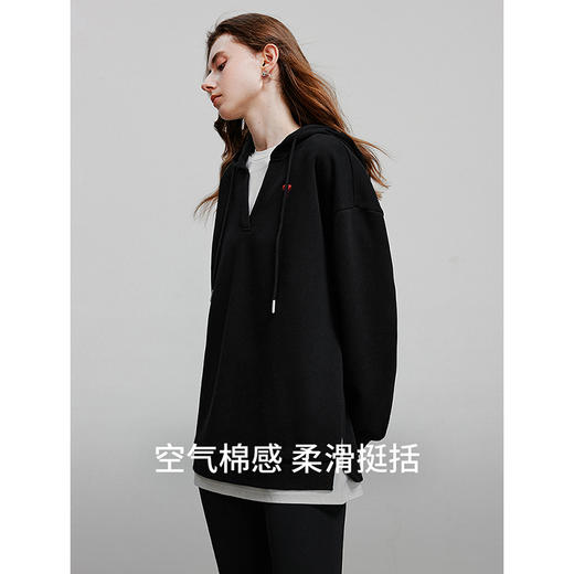 TOYOUTH初语假两件连帽卫衣女爱心刺绣宽松减龄上衣 商品图3