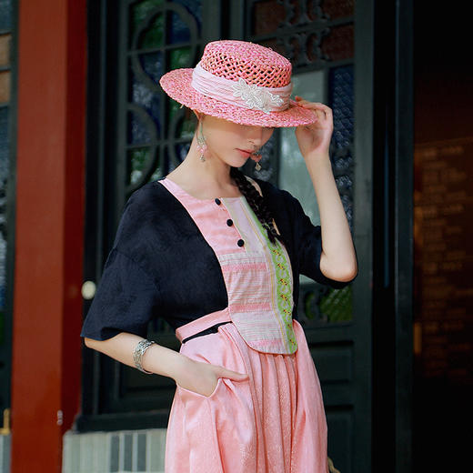 【夏季新品】粉黛薰然编织宽檐礼帽 | 少量现货 商品图1