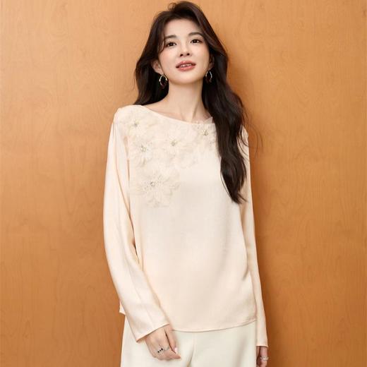 「自」全新升级【铂金会员165/天猫219/差价54】(45746)洛诗琳法式气质雪纺衬衫2025秋季蕾丝立体花显瘦通勤衬衫女 商品图3