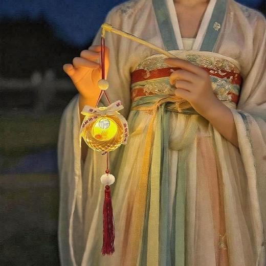 【中秋节DIY竹编灯笼手工&成品系列】手工灯笼制作材料包成品可发光创意手提灯笼装饰挂件 商品图0