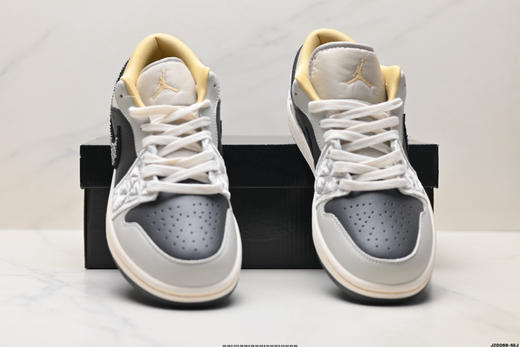 耐克乔丹Air Jordan 1 Low低帮休闲运动板鞋553560-030男女鞋 商品图6