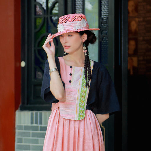 【夏季新品】粉黛薰然编织宽檐礼帽 | 少量现货 商品图3