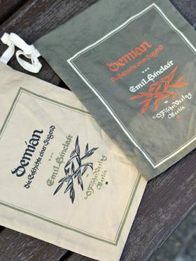 【新品上新！】黑塞《德米安》封面复刻护书袋  / 复刻盖章本   阅读搭子  送礼 礼物  广西师范大学出版社