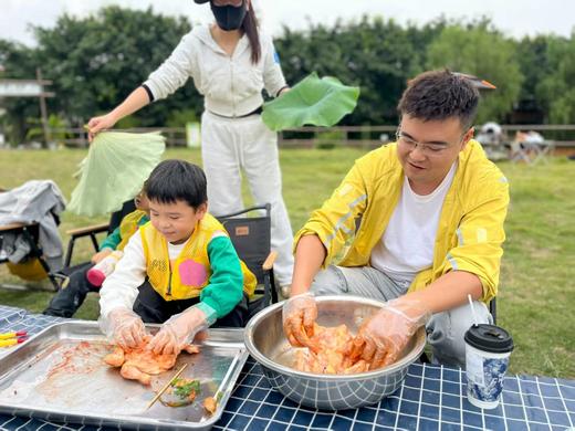 12.20/28，郫都区【荒野厨房】厨艺大比拼，田园采摘，腌制叫花鸡，土窖搭建，竹竿面包，走进自然，寻找自然。 商品图5