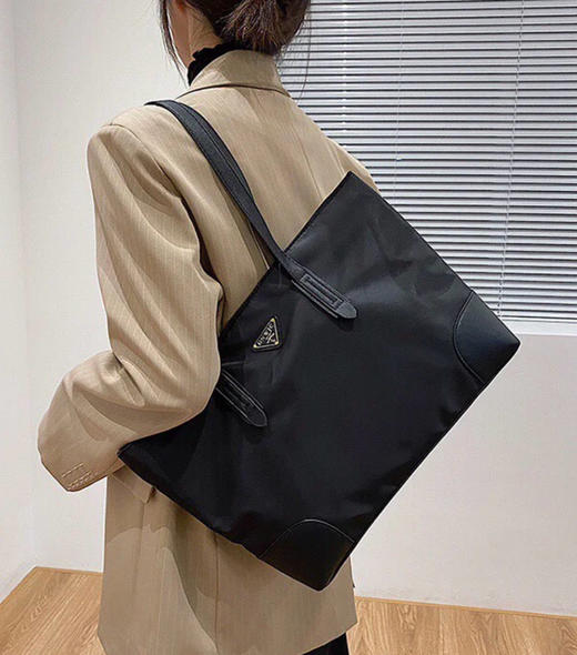 pra家斜挎包购物袋三件套 商品图2