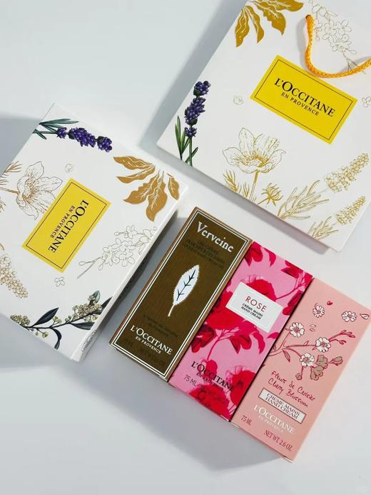 【赠礼盒礼袋】L'occitane/欧舒丹护手霜三件套75ml*3（马鞭草75ml+ 樱花75ml +玫瑰75ml） 商品图2