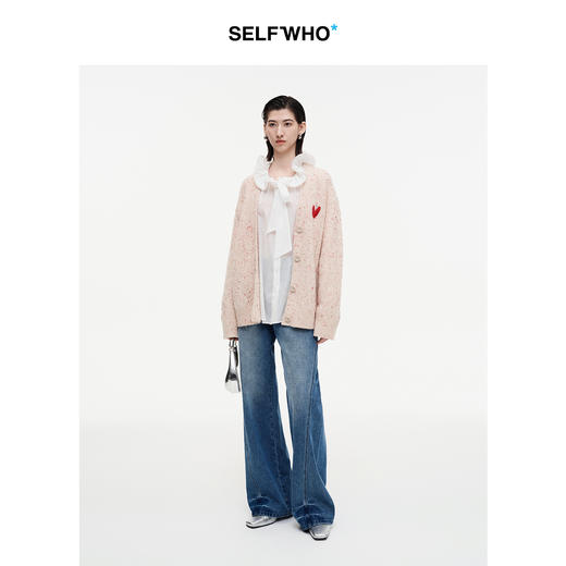 SELFWHO七夕系列羊毛混纺爱心V领针织开衫女2025秋季新款麻花外套 商品图2