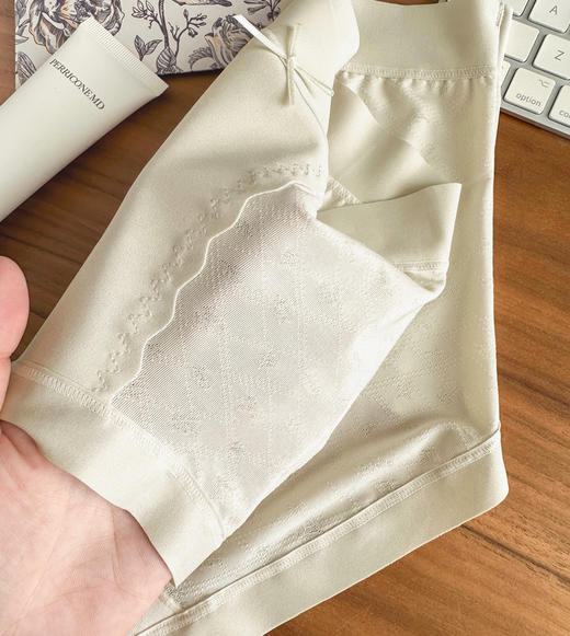 曼芬尼轻塑镂空提花内裤三条装061002 商品图7